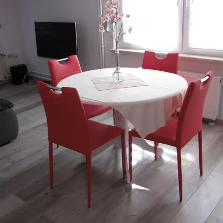 Nettes In Hartmannsdorf Mit Garten- Terrasse Und Grill By Interhome *