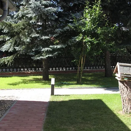 Nettes In Hartmannsdorf Mit Garten- Terrasse Und Grill By Interhome Lübben