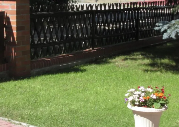 Nettes In Hartmannsdorf Mit Garten- Terrasse Und Grill By Interhome Lübben