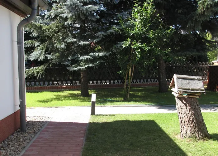 Nettes In Hartmannsdorf Mit Garten- Terrasse Und Grill By Interhome Lübben