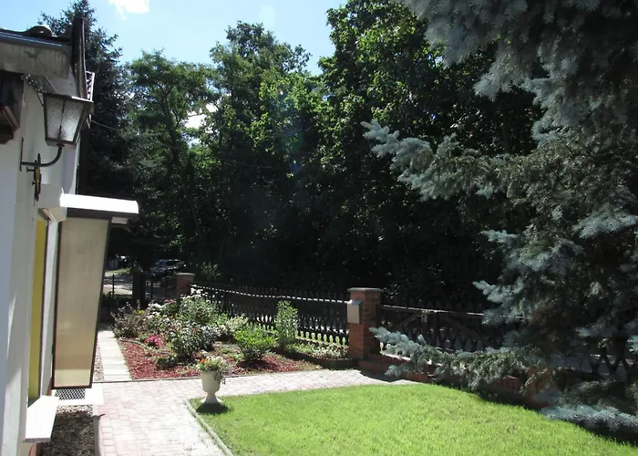 Nettes In Hartmannsdorf Mit Garten- Terrasse Und Grill By Interhome Semesterbostad *